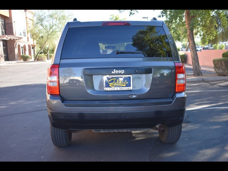 Used 2015 Jeep Patriot Sport FWD image 9