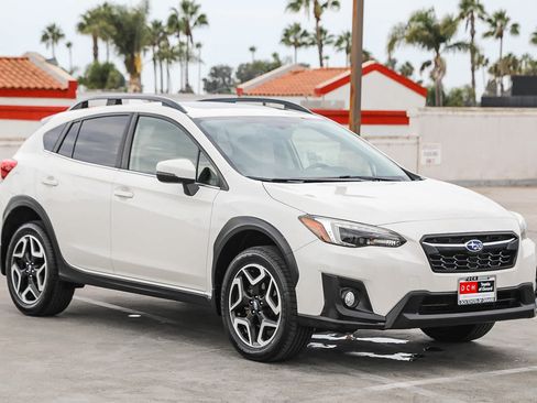Used 2019 Subaru Crosstrek 2.0i Limited w/ Moonroof Package w/Navigation AWD/4WD image 4