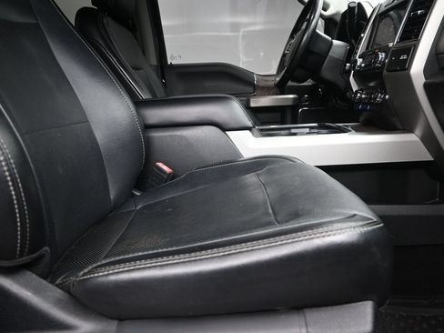 Used 2019 Ford F250 Lariat w/ Lariat Ultimate Package AWD/4WD image 26