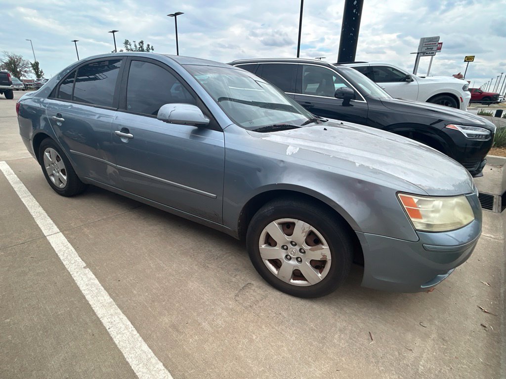 Used 2009 Hyundai Sonata GLS FWD image 2