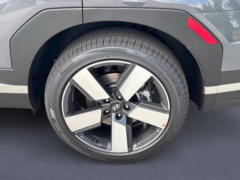 New 2026 Hyundai Santa Fe Limited FWD image 9