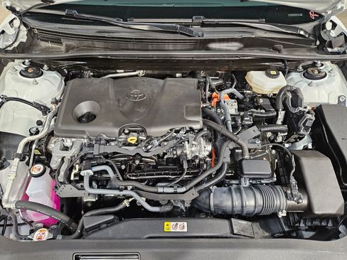 Certified 2025 Toyota Camry LE FWD image 19