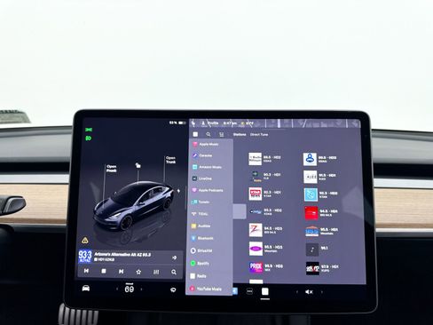 Used 2023 Tesla Model 3 Performance image 24