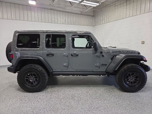 Used 2023 Jeep Wrangler Unlimited Sport AWD/4WD image 8
