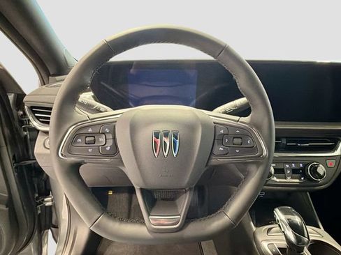 New 2026 Buick Envista Preferred w/ Convenience I Package FWD image 8