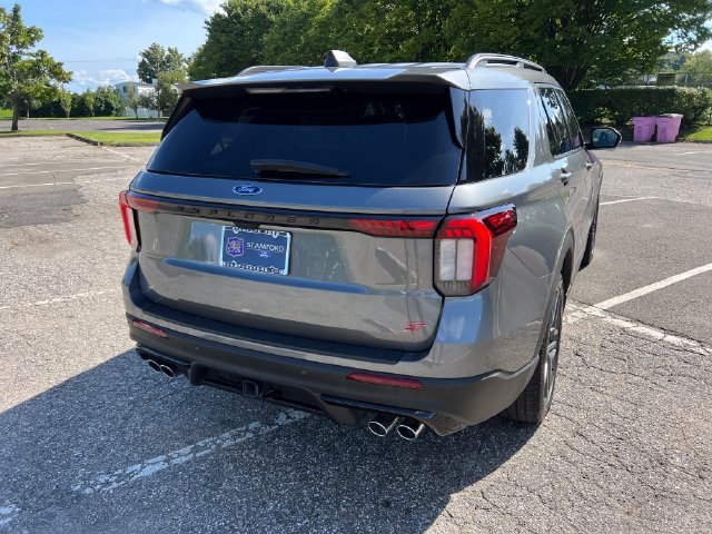 Used 2025 Ford Explorer ST AWD/4WD image 10