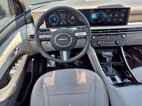 New 2026 Hyundai Tucson SE FWD image 12