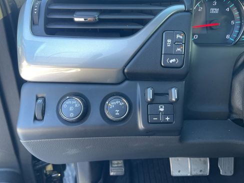 Used 2019 Chevrolet Tahoe Premier w/ RST 6.2L Performance Edition image 24