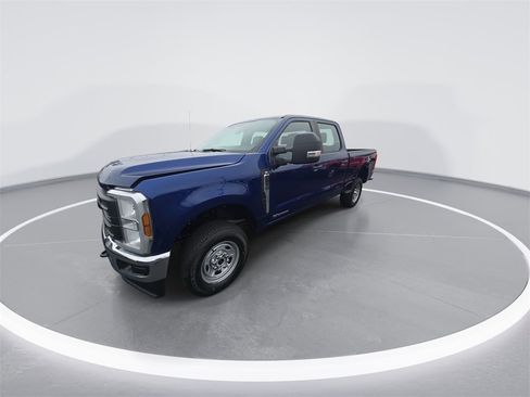 New 2026 Ford F250 XL w/ FX4 Off-Road Package image 4