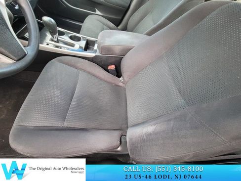 Used 2014 Nissan Altima 2.5 S w/ Display Audio Package image 10