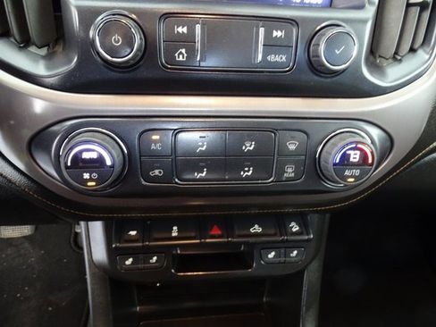 Certified 2022 GMC Canyon AT4 image 10