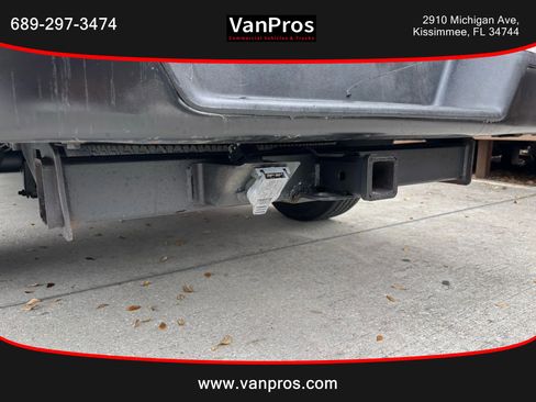 Used 2012 Chevrolet Express 2500 RWD image 15