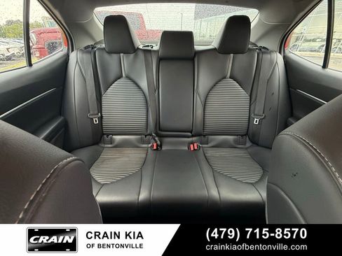 Used 2023 Toyota Camry SE w/ Convenience Package FWD image 29