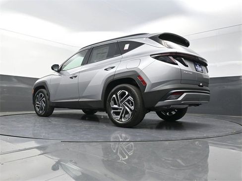 New 2026 Hyundai Tucson Limited image 36