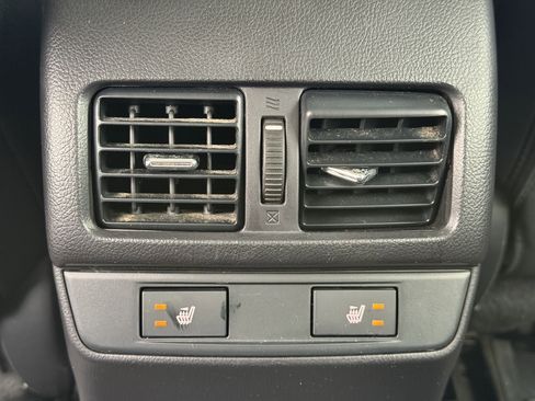 Used 2017 Subaru Outback 2.5i Limited image 34