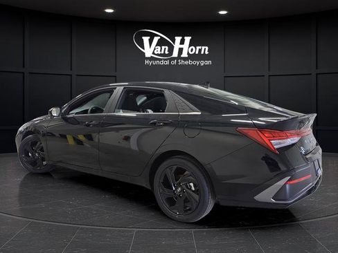 New 2026 Hyundai Elantra SEL Sport Premium FWD image 3