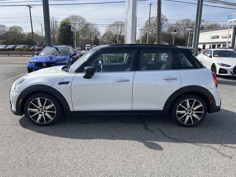 Used 2024 MINI Cooper S image 6