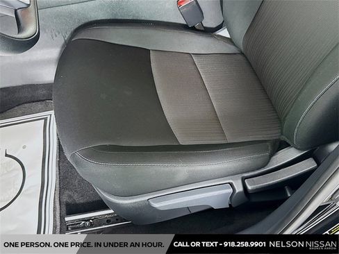 Certified 2025 Nissan Sentra SV w/ Trunk Package image 18