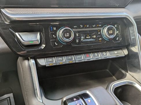 Used 2023 GMC Sierra 1500 Denali w/ Denali Reserve Package AWD/4WD image 25