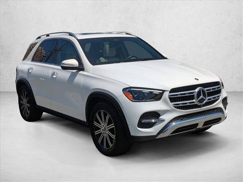 Used 2025 Mercedes-Benz GLE 350 4MATIC image 3