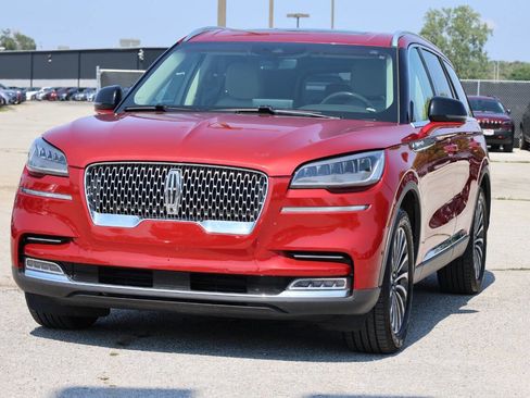 Used 2020 Lincoln Aviator Reserve w/ Equipment Group 201A image 6