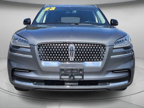 Used 2023 Lincoln Aviator Reserve w/ Class IV Trailer Tow Package AWD/4WD image 4