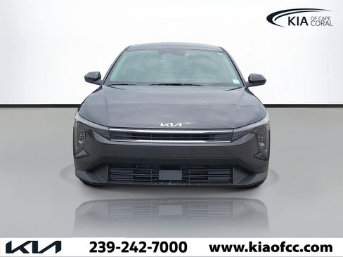New 2026 Kia K4 FWD image 2