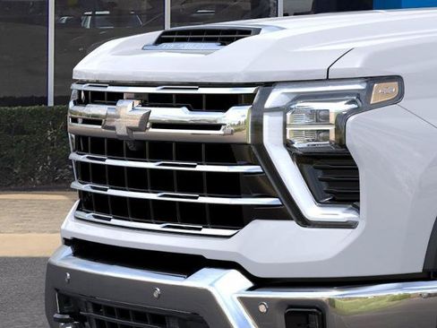 New 2026 Chevrolet Silverado 3500 LTZ w/ LTZ Texas Edition AWD/4WD image 37