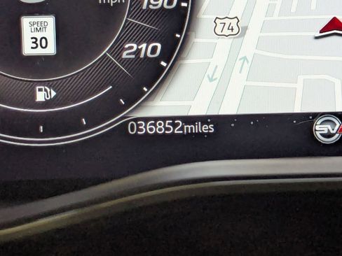 Used 2022 Jaguar F-PACE SVR AWD/4WD image 68