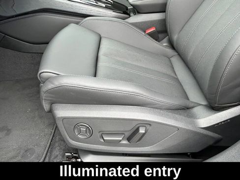 Used 2025 Audi A5 2.0T Prestige image 16