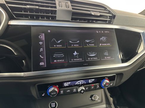 Used 2025 Audi Q3 2.0T Premium Plus w/ Premium Plus Package image 19