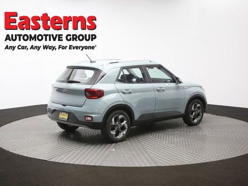 Used 2025 Hyundai Venue SEL FWD image 43
