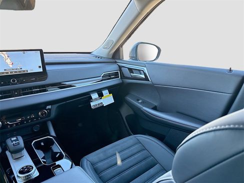 New 2026 Mitsubishi Outlander SE image 24