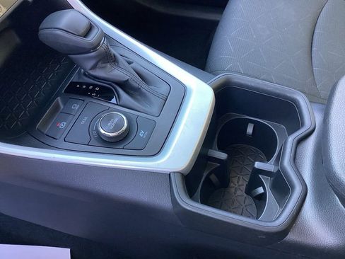 Used 2025 Toyota RAV4 XLE image 26