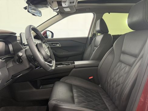 Used 2023 Nissan Rogue Platinum AWD/4WD image 15