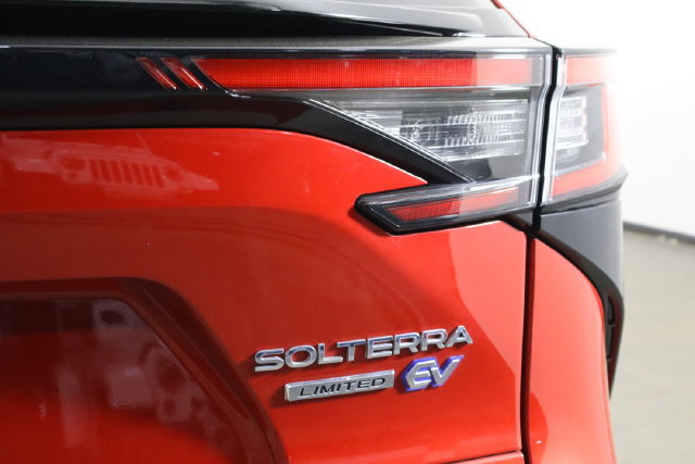 Used 2023 Subaru Solterra AWD image 37