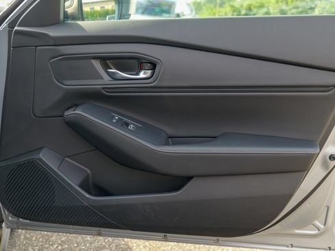 Used 2023 Honda Accord Sport image 33
