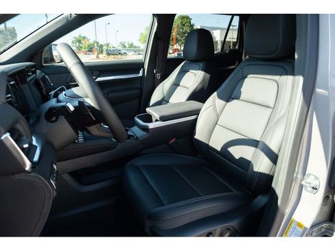 New 2026 GMC Terrain Elevation w/ Elevation Premium Package FWD image 12