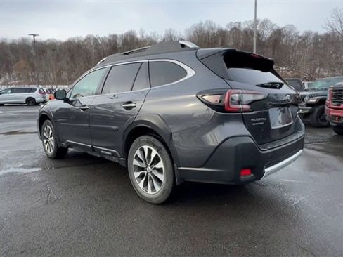 Used 2023 Subaru Outback Touring XT image 6