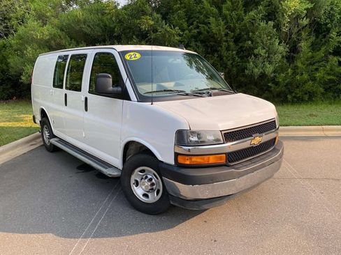 Used 2022 Chevrolet Express 2500 w/ Driver Convenience Package RWD image 1