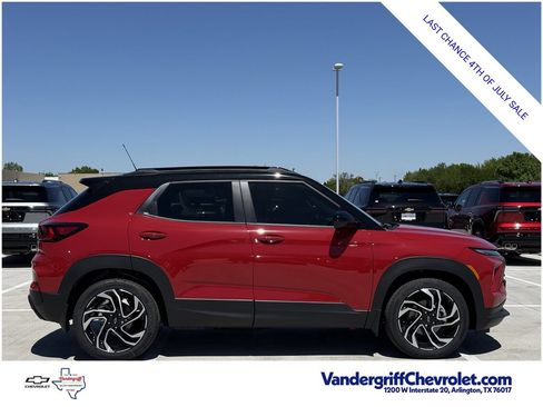 New 2026 Chevrolet TrailBlazer RS w/ Convenience Package FWD image 3