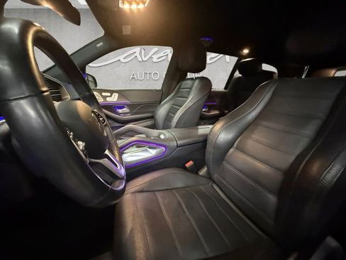 Used 2021 Mercedes-Benz GLS 580 4MATIC image 17