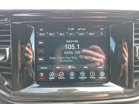 Used 2023 Dodge Durango GT AWD/4WD image 30