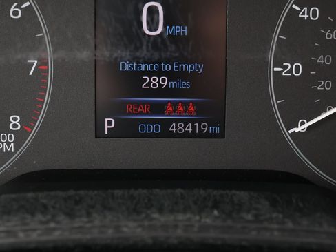Used 2024 Toyota Corolla Cross L AWD/4WD image 4