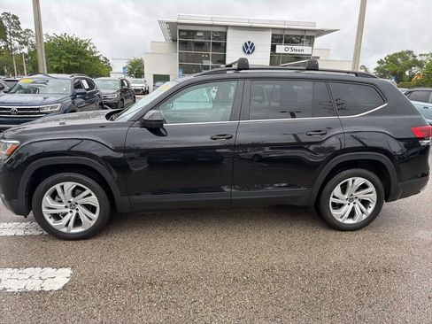 Used 2023 Volkswagen Atlas SE image 3