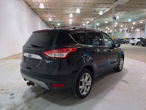 Used 2015 Ford Escape Titanium image 3