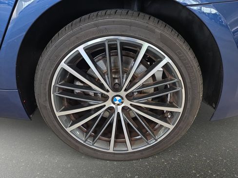 Used 2023 BMW 530i w/ Convenience Package RWD image 32
