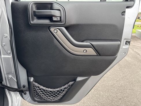 Used 2014 Jeep Wrangler Unlimited Sport w/ Quick Order Package 24S image 15