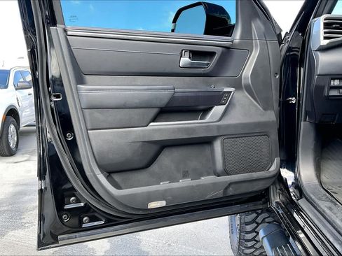 Used 2024 Toyota Tundra Platinum w/ TRD Off-Road Package AWD/4WD image 27