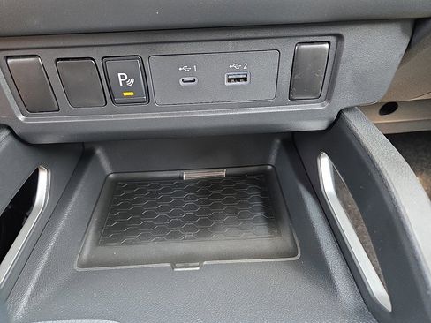 New 2026 Nissan Frontier SV w/ Tow Package image 18